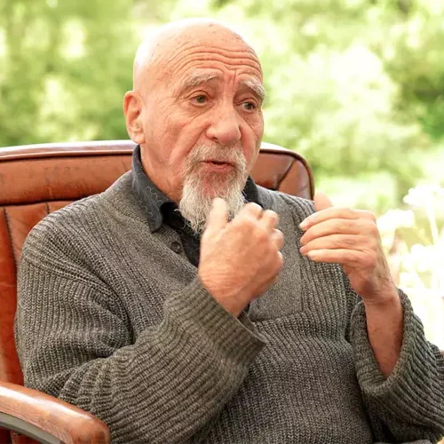 Dr. Stuart Hameroff